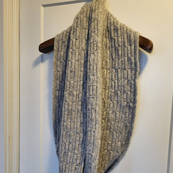 Calvin Klein Infinity Scarf - Picture 1 of 5